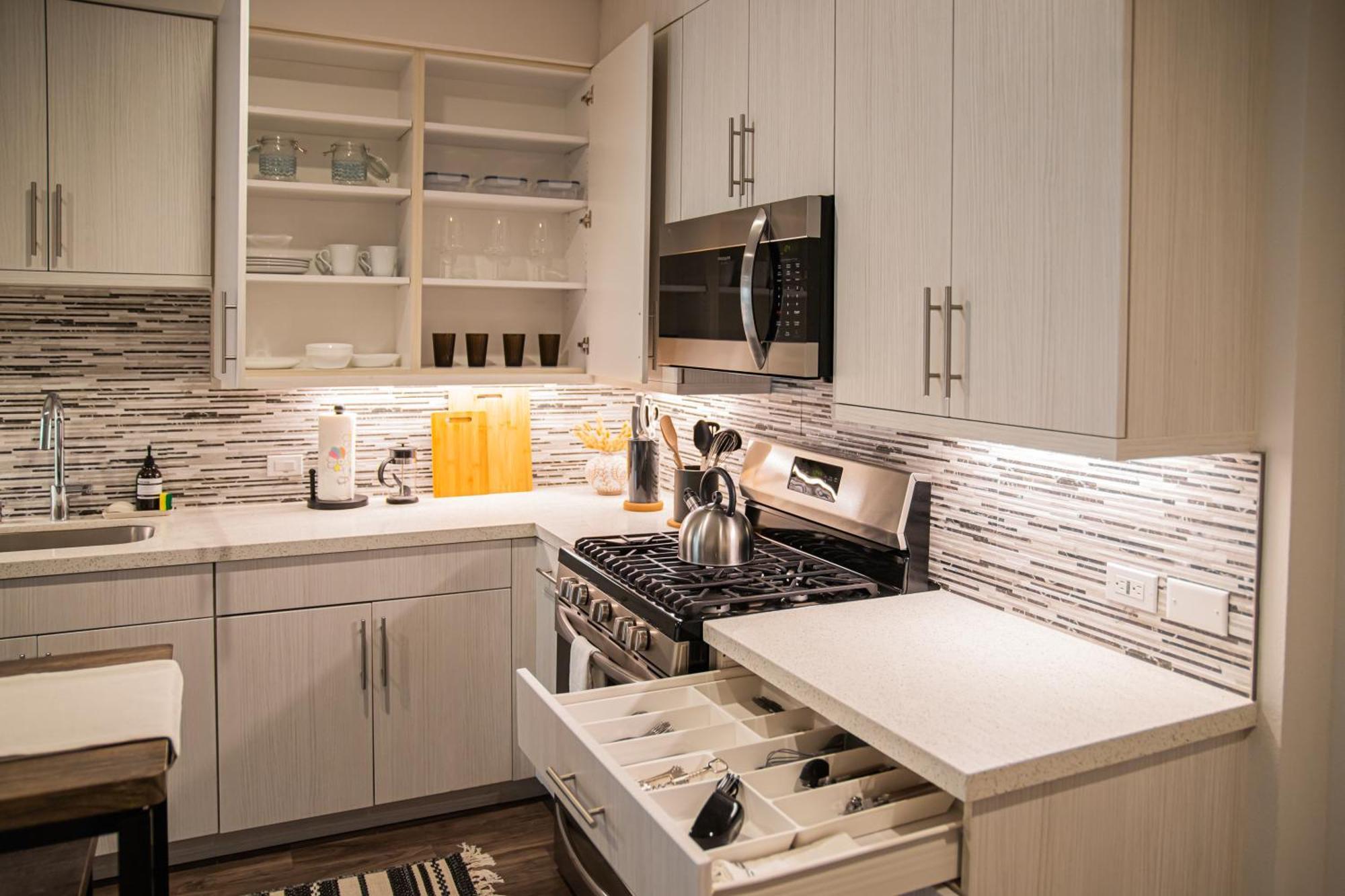 Stylish One Bedroom In The Heart Of Weho Apartamento *